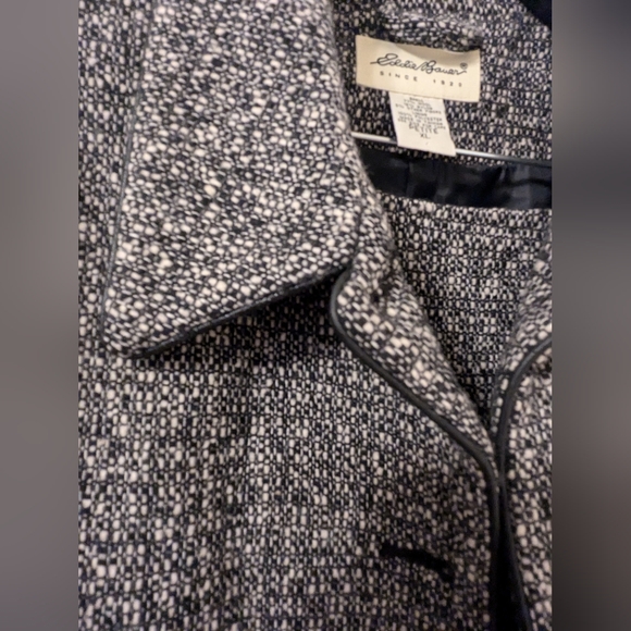 Eddie Bauer wool suit - Picture 3 of 7